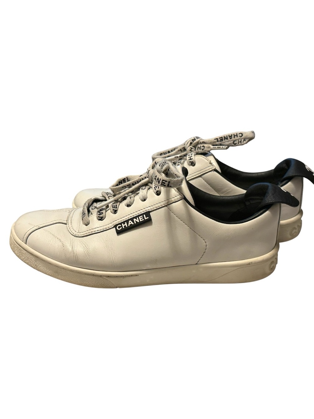 Chanel Calfskin Leather Low-Top Sneakers